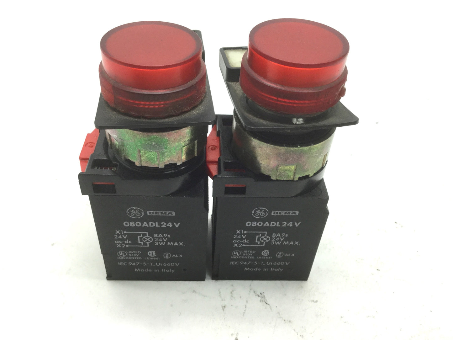 Used Lot of 2 General Electric 080ADL24V Red Pilot Lights, 24V AC/DC, 3W