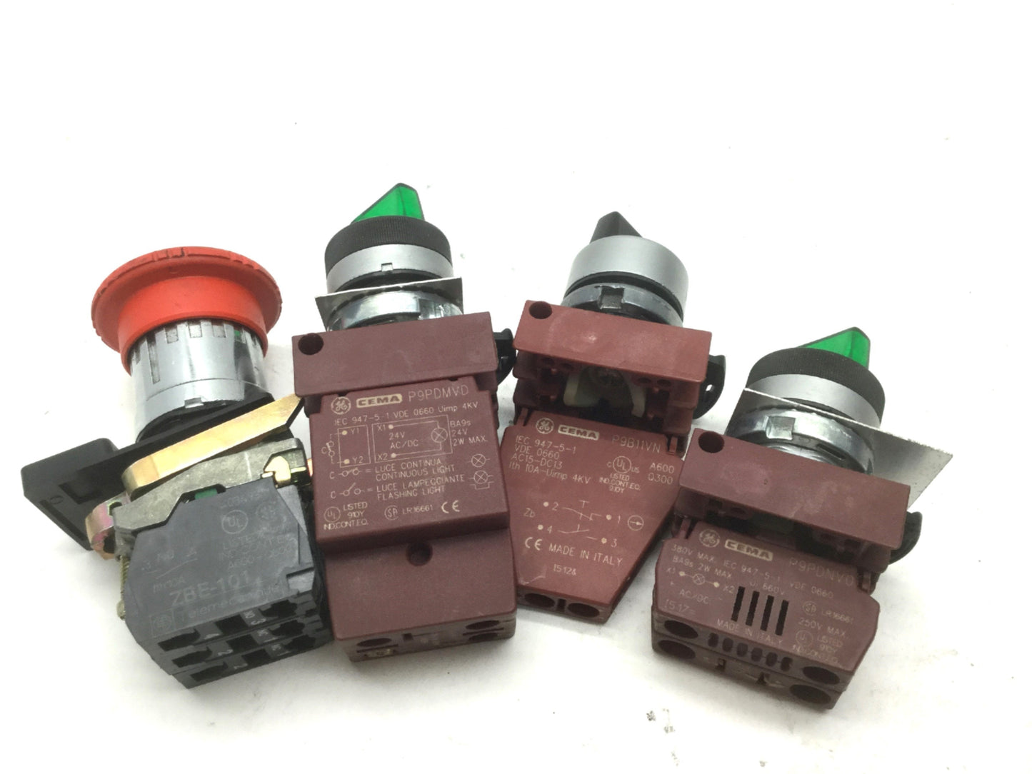Used Lot of 2 Selector Switches, 1 Green Pilot light (Switch), and 1 Estop
