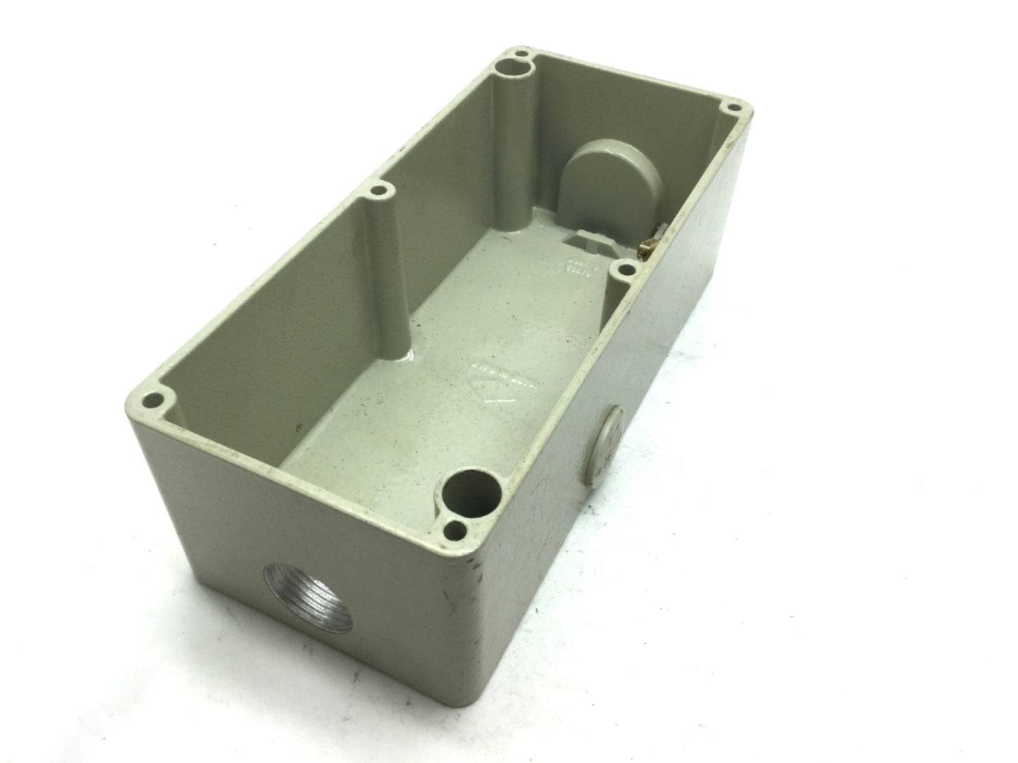 Used Ilme A2M 0920.06 Push Button Enclosure 6x 22mm Holes Aluminum 92x205x86 mm