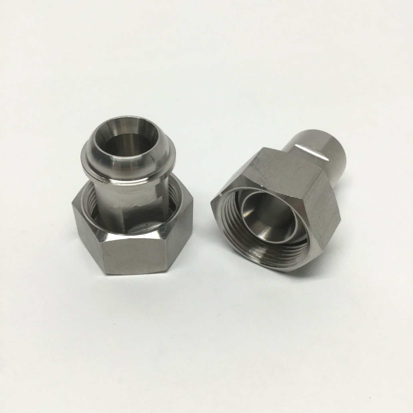 New – Open box Lot of 2 Julabo 8890053 Stainless Adapter Fittings M24 x 1.5 Female to 1/4" NPT