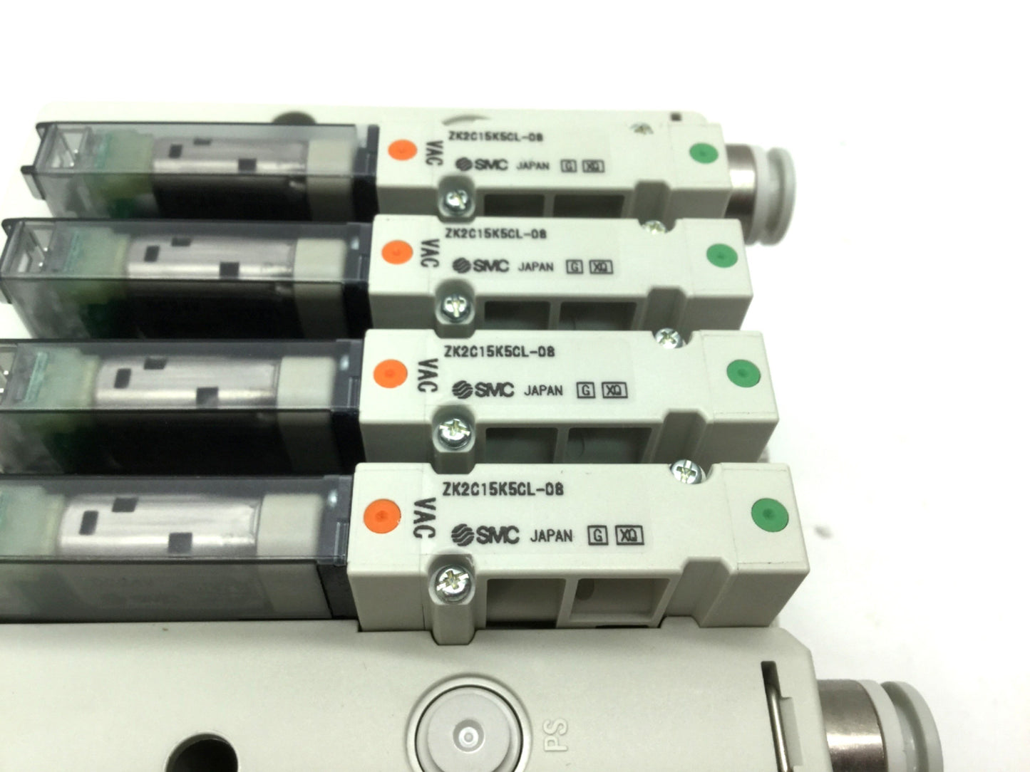 New – Open box Bank of 4 SMC ZK2C15K5CL-08 Vacuum Ejector w/ ZK2-ZSEB-A Switch, 24VDC, PNP