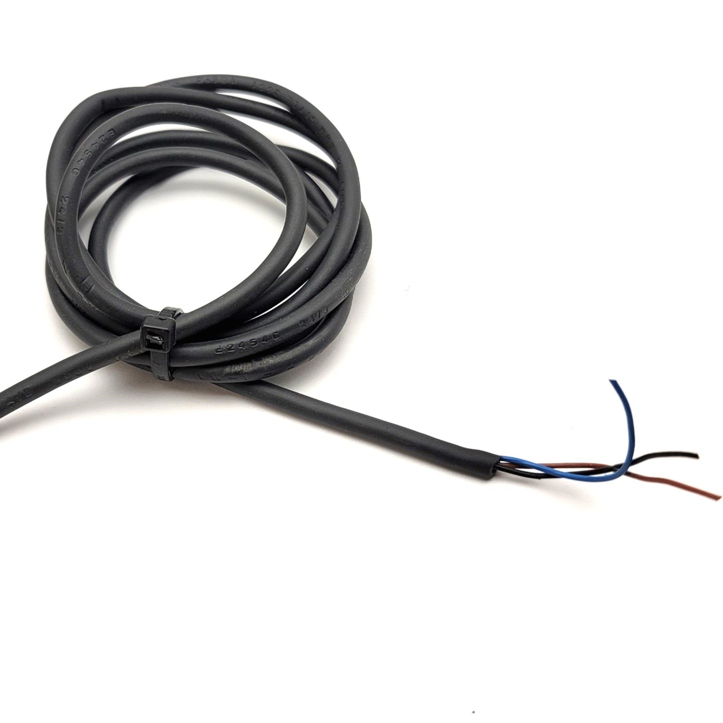 Used SMC VQ2400R-5C 3-Position Exhaust Center Solenoid Valve 0.1-0.7MPa Coil: 24VDC