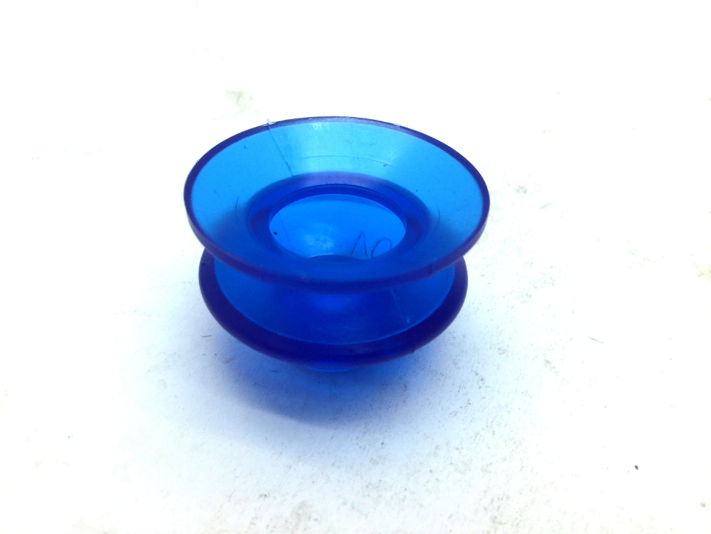 New Lot of 4 New Vi-Cas VC-B1-F Round Vacuum Suction Cups Lip 1.2" H .85" Stem 0.25"