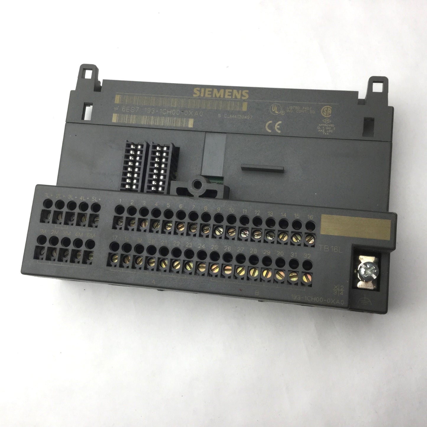 Used Siemens 6ES7 193-1CH00-0XA0 Terminal Block 24VDC 0.5A For Simatic DP & ET 200L