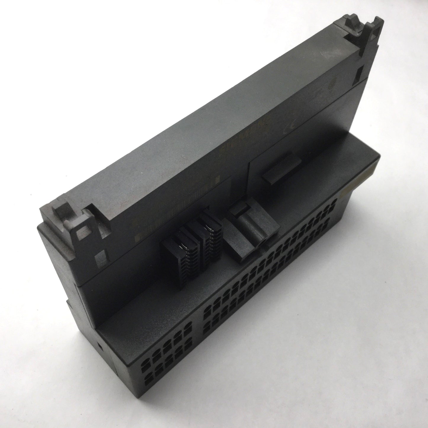 Used Siemens 6ES7 193-1CH00-0XA0 Terminal Block 24VDC 0.5A For Simatic DP & ET 200L