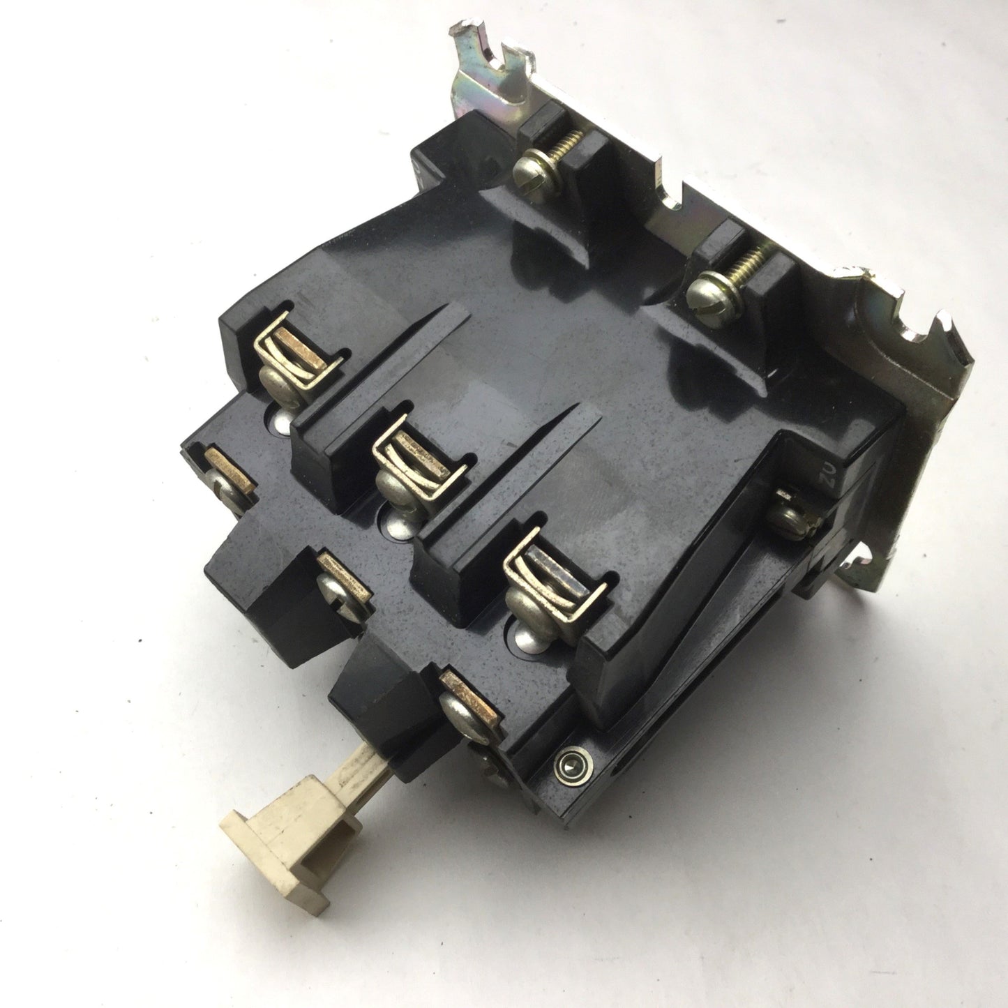 Used Allen Bradley 592-BOV169 Control Circuit 120-600VAC, 7200VA, Break: 720VA, Ser B