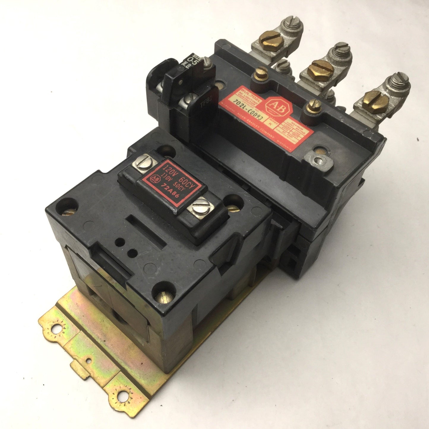 Used Allen Bradley 702L-C0D93 AC Lighting Contactor, 3-Pole, 480VAC Max, 60A Max