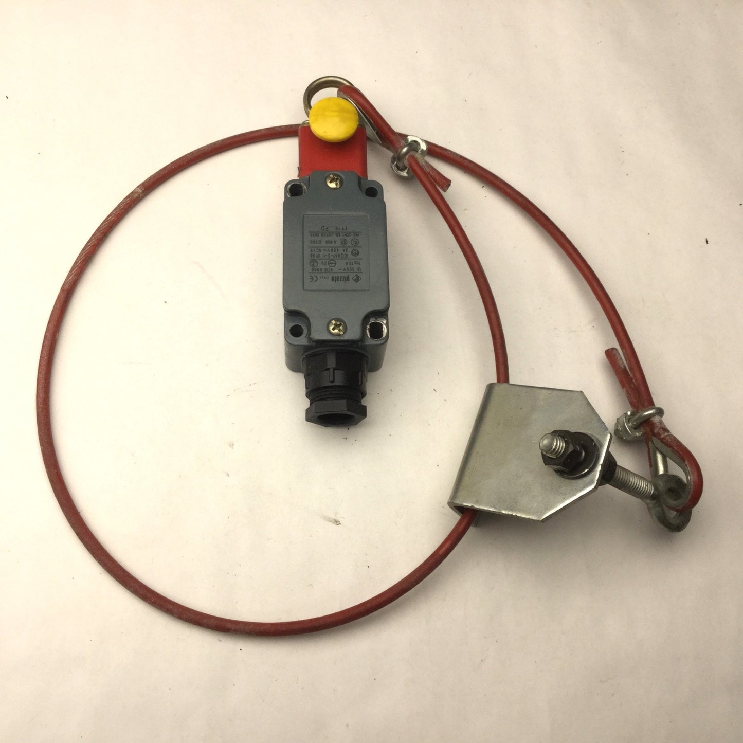 Used Pizzato Type FD 875 Rope Safety Switch, With Reset for Simple Stop, 34" Cable