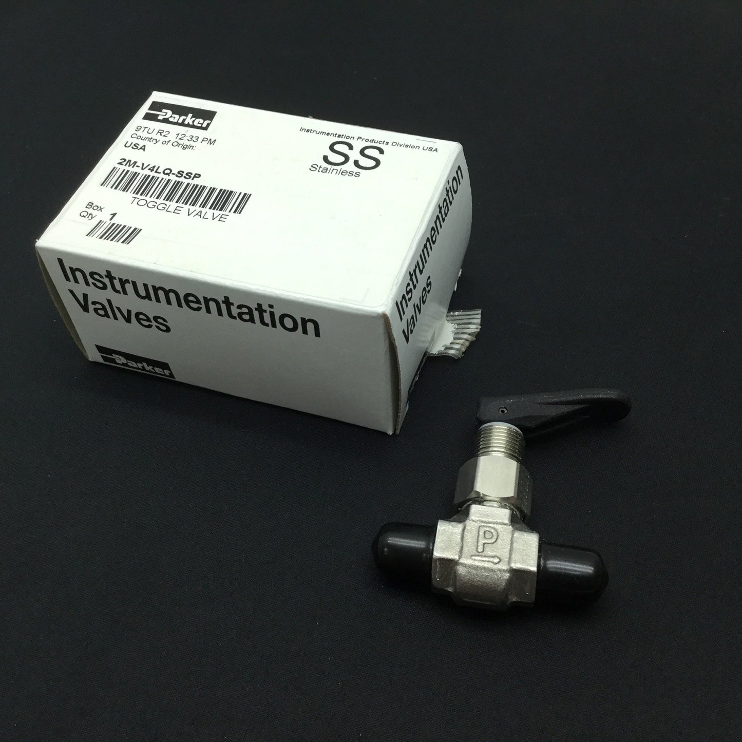 New Parker 2M-V4LQ-SSP Needle Toggle Valve 1/8" NPT M Inline 300PSI Stainless