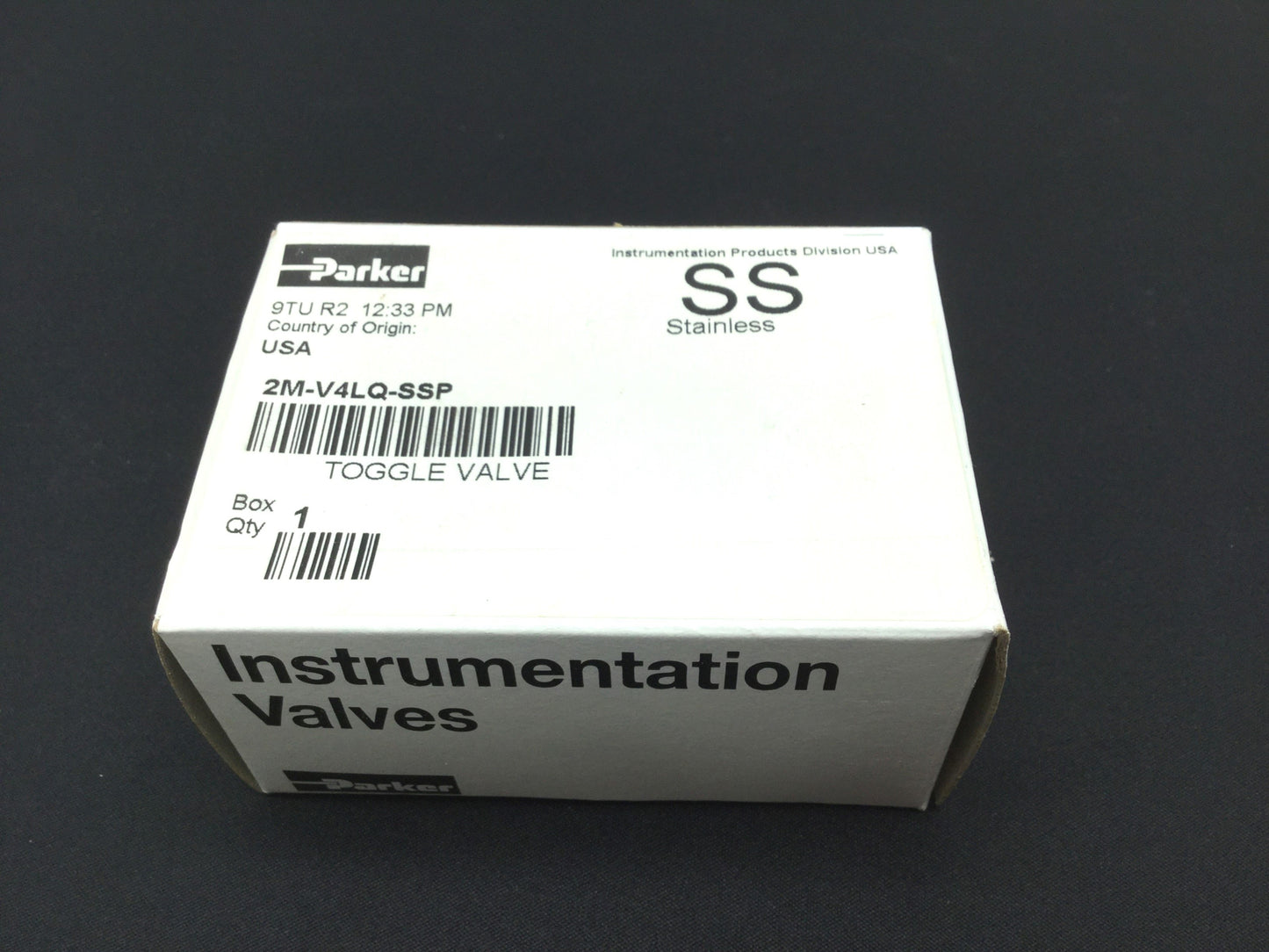 New Parker 2M-V4LQ-SSP Needle Toggle Valve 1/8" NPT M Inline 300PSI Stainless