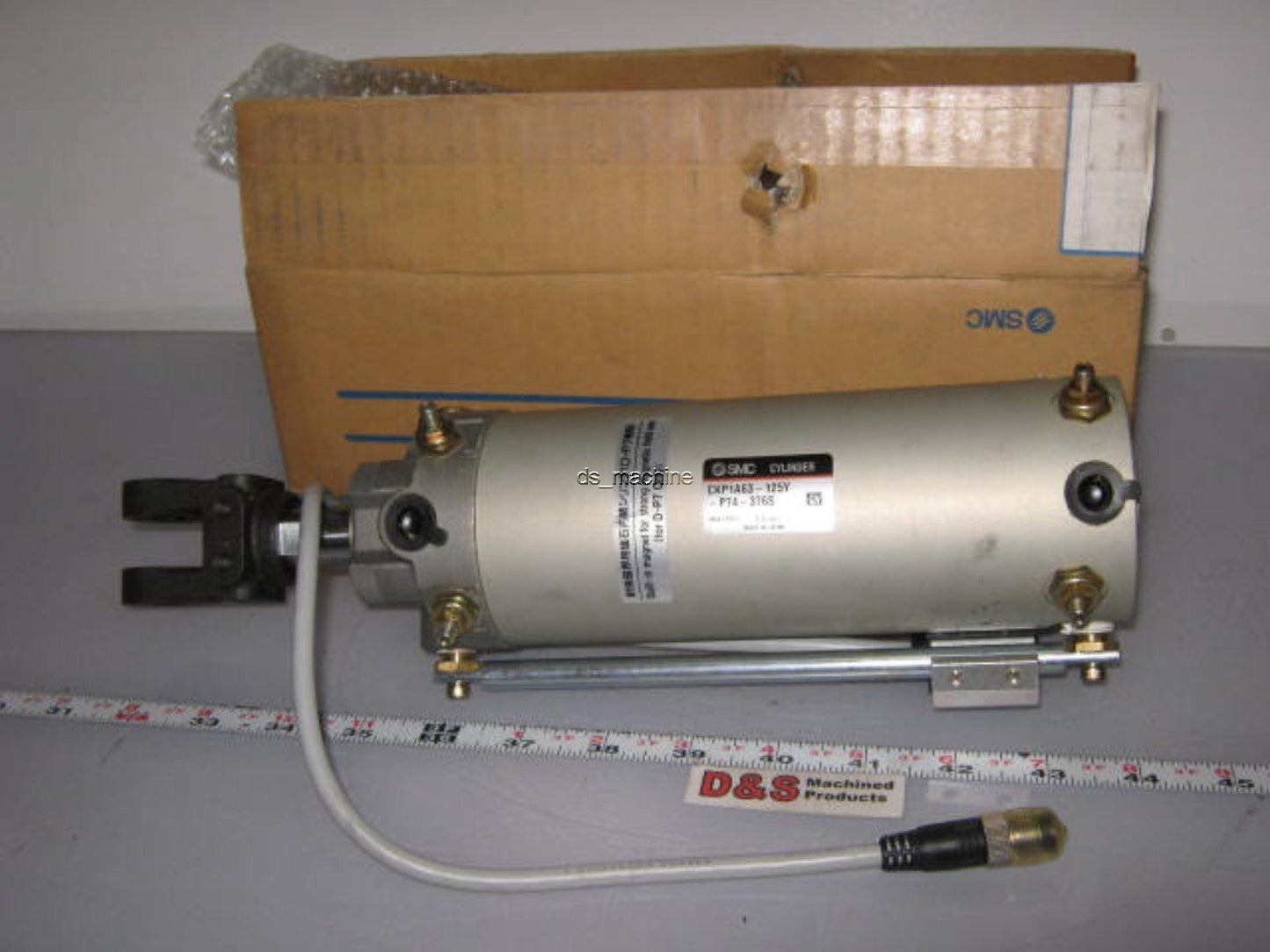 Used SMC CKP1A63-125Y-P74-376S Pneumatic Cylinder 63mm Bore 125mm Stroke