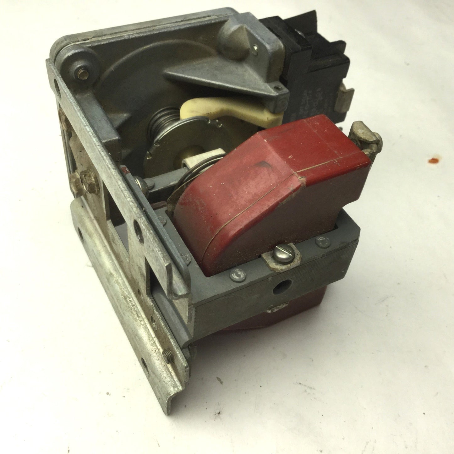 Used Cutler Hammer 10337G192B Pneumatic Timer, 600VAC Max, 110/120V Coil