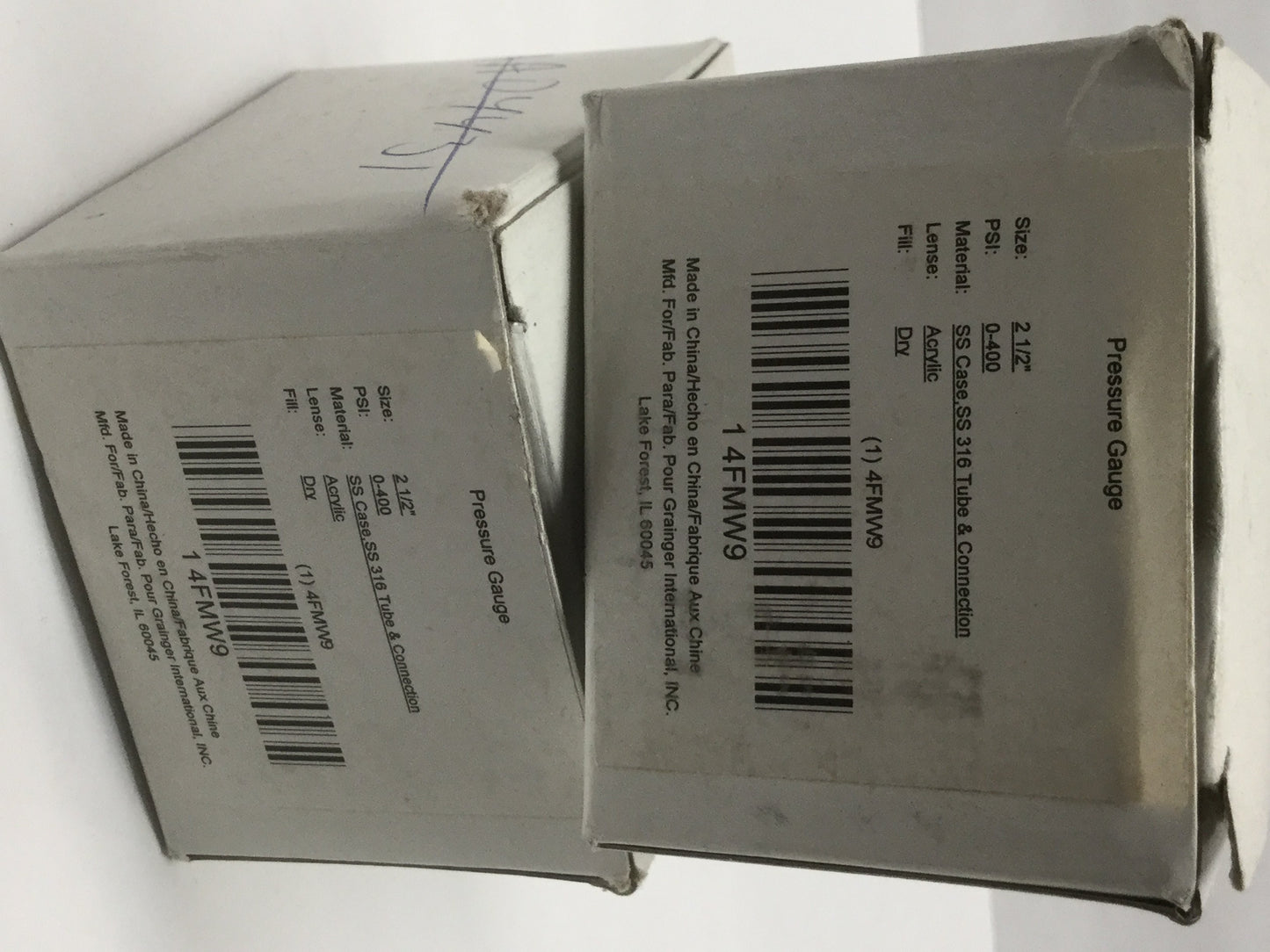 New – Open box Lot of 2 4FMW9 Pressure Gauges, 2-1/2" Stainless Steel, 0-400psi, 1/4" NPT