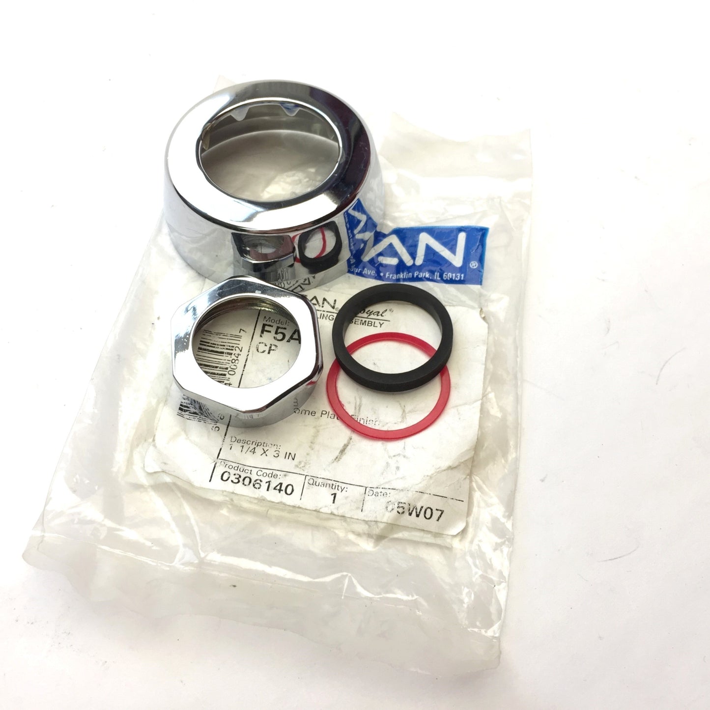 New – Open box Lot of 2 Sloan 0306140 Spud Coupling Assembly Chrome Plate Finish, 1-1/4" x 3"