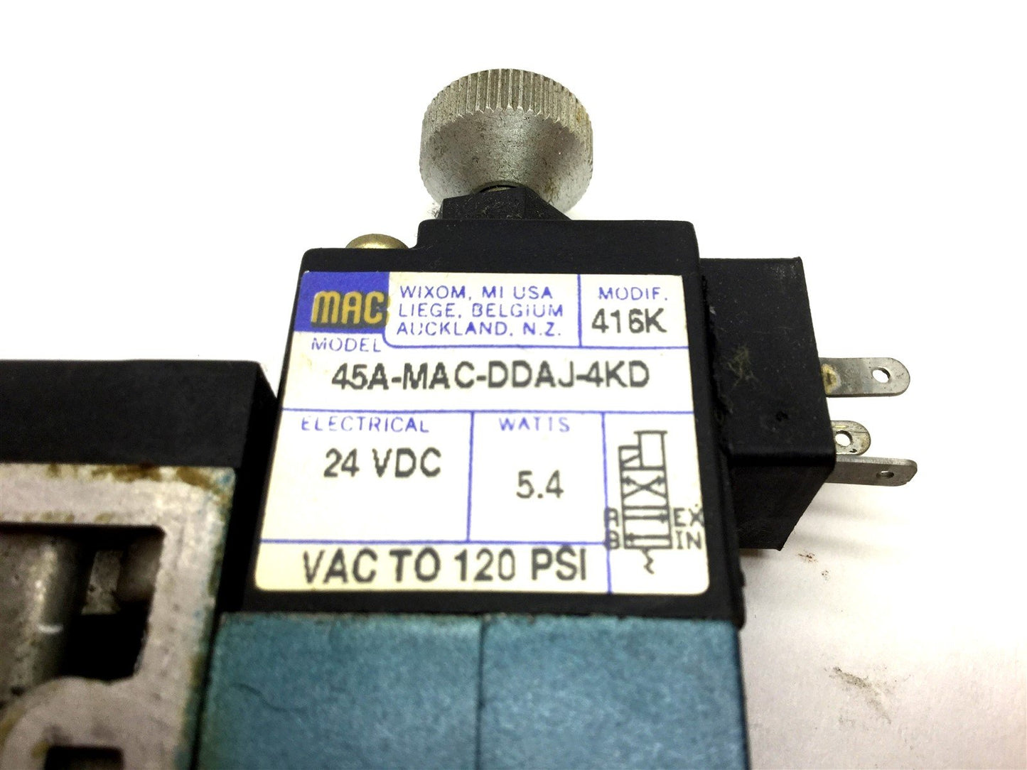 Used Mac 45A-MAC-DDAJ-4KD Solenoid Valve 2 Position 4 Way, Voltage: 24VDC, 1/8 NPT