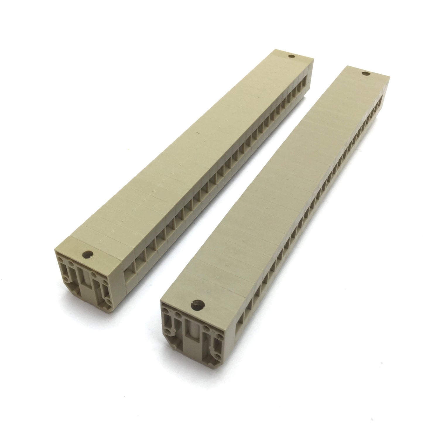Used Lot of 50 Conta-Clip BKA Terminal Block, 1-Tier, Rating: 300V 34A, 22-12AWG