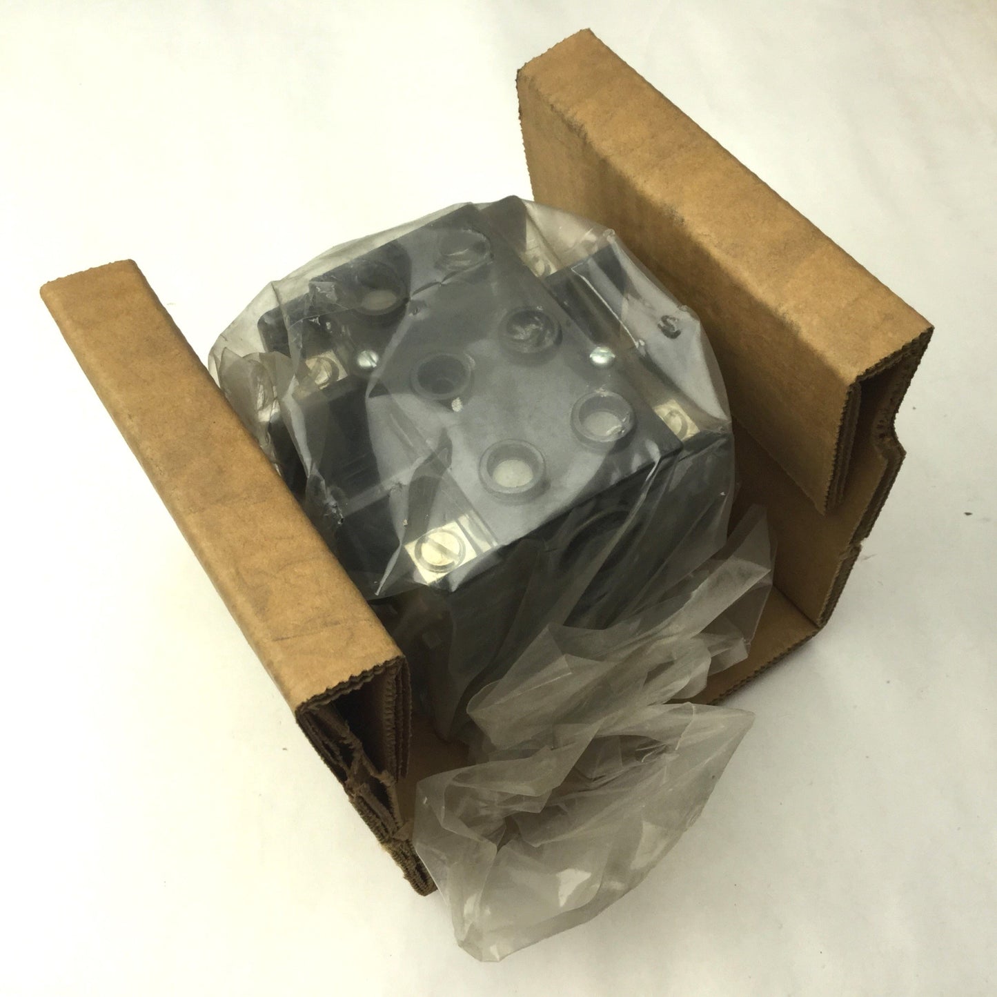 New – Open box Gould DTNEBA520AA Contactor, 600VAC Max, 2 P, 50A Inductive, 63A Resistive