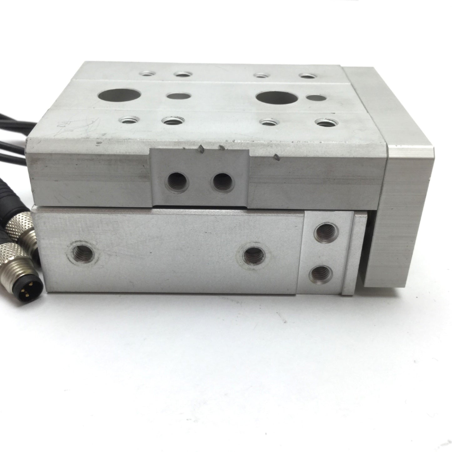 Used SMC MXS16-10 Pneumatic Slide Table, Bore 16mm, Stroke 10mm, M5x0.8, W/ 2 Sensors