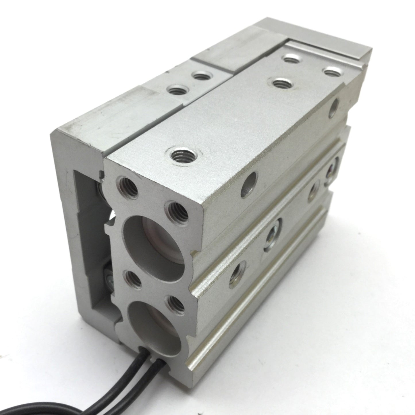 Used SMC MXS16-10 Pneumatic Slide Table, Bore 16mm, Stroke 10mm, M5x0.8, W/ 2 Sensors