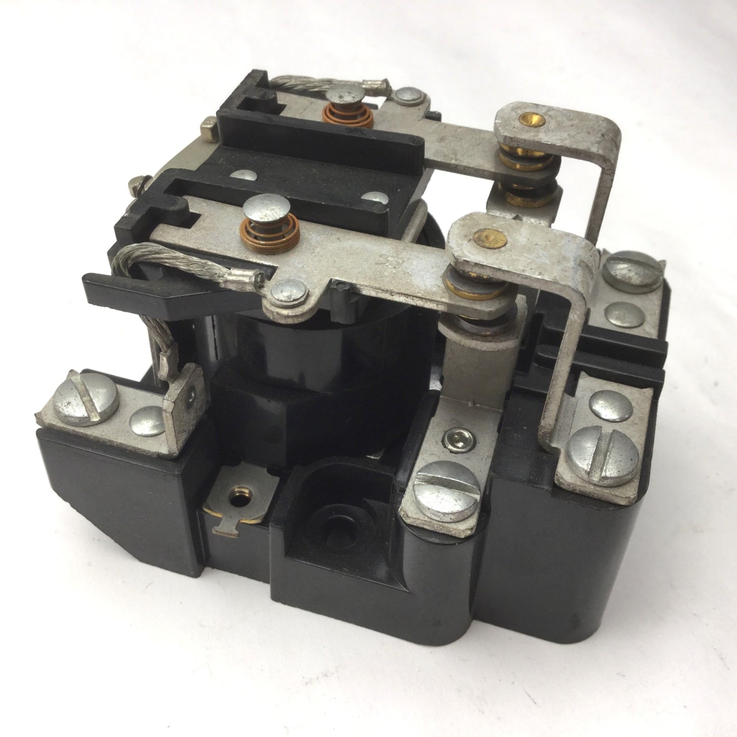 Used Dayton 5X846A 8-Pin Surface Open Power Relay, 5A @ 480V/600V 50/60 Hz