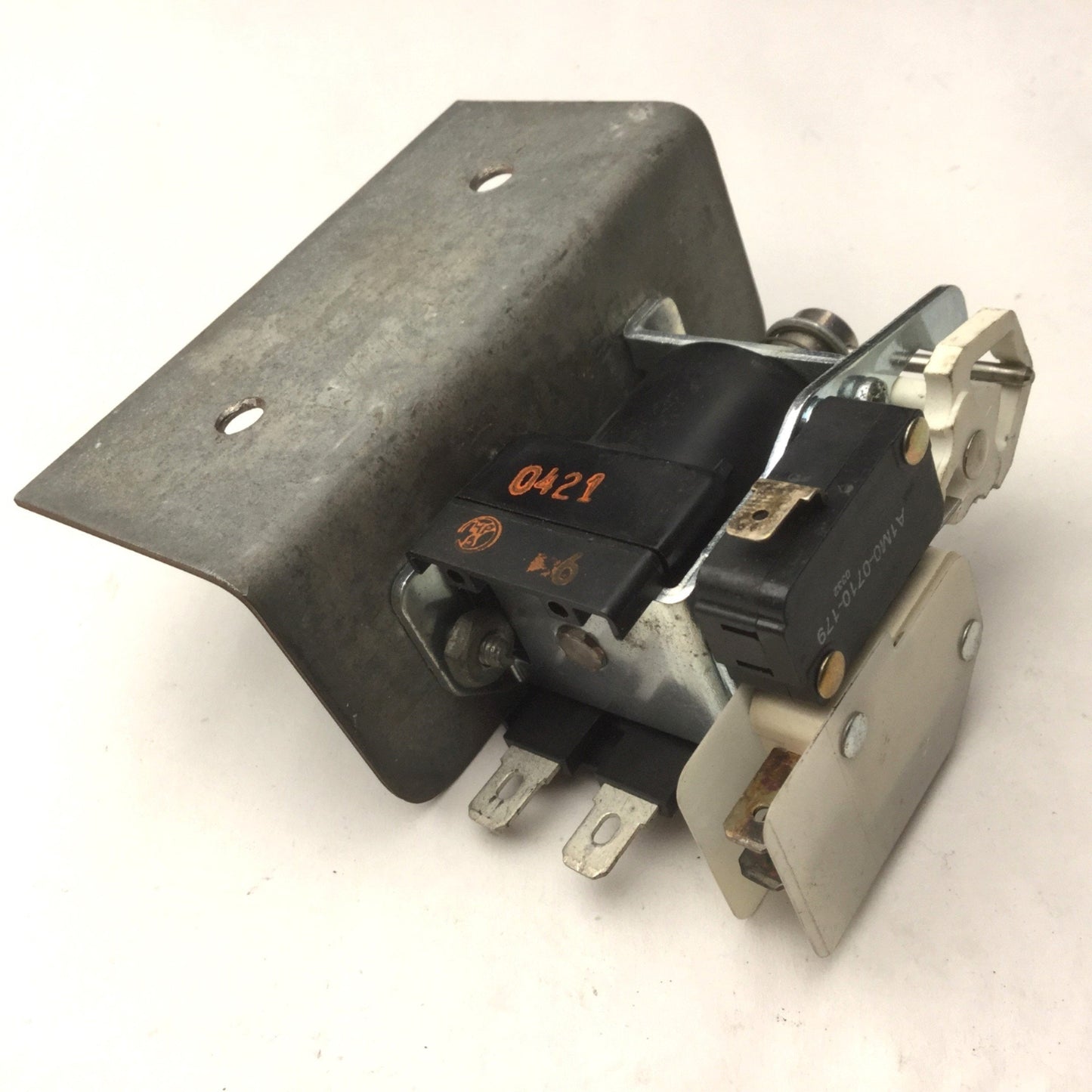 Used Potter & Brumfield 90R5ABD1-120 Power Relay, 120VAC, 15A, Latching Single Coil