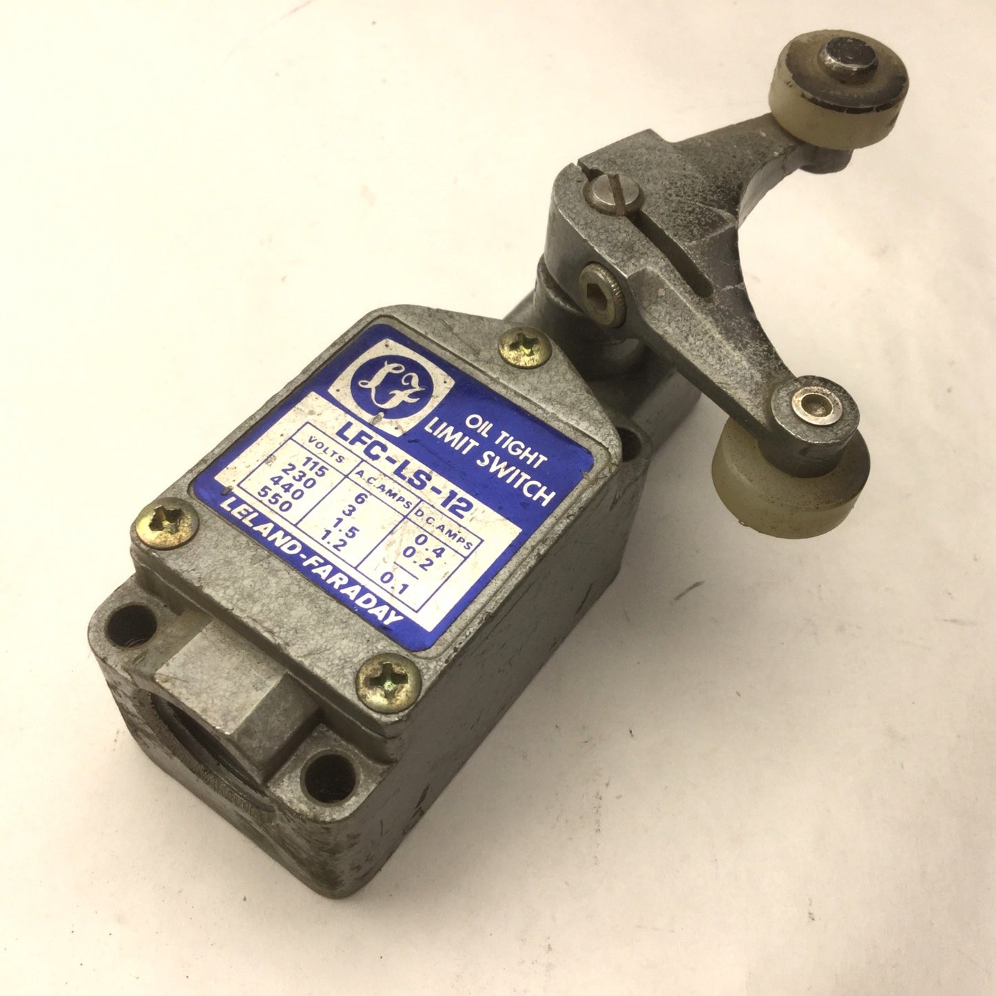 Used Leland-Faraday LFC-LS-12 Oil Tight Limit Switch, 115/230/440/550V, Two Position