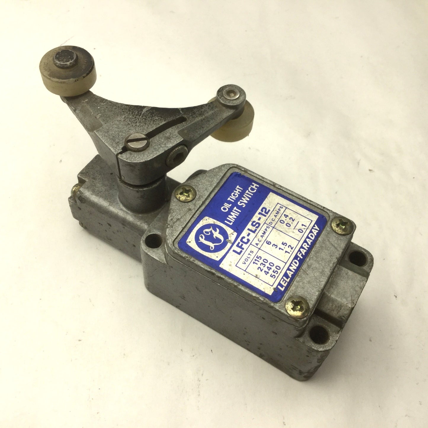 Used Leland-Faraday LFC-LS-12 Oil Tight Limit Switch, 115/230/440/550V, Two Position