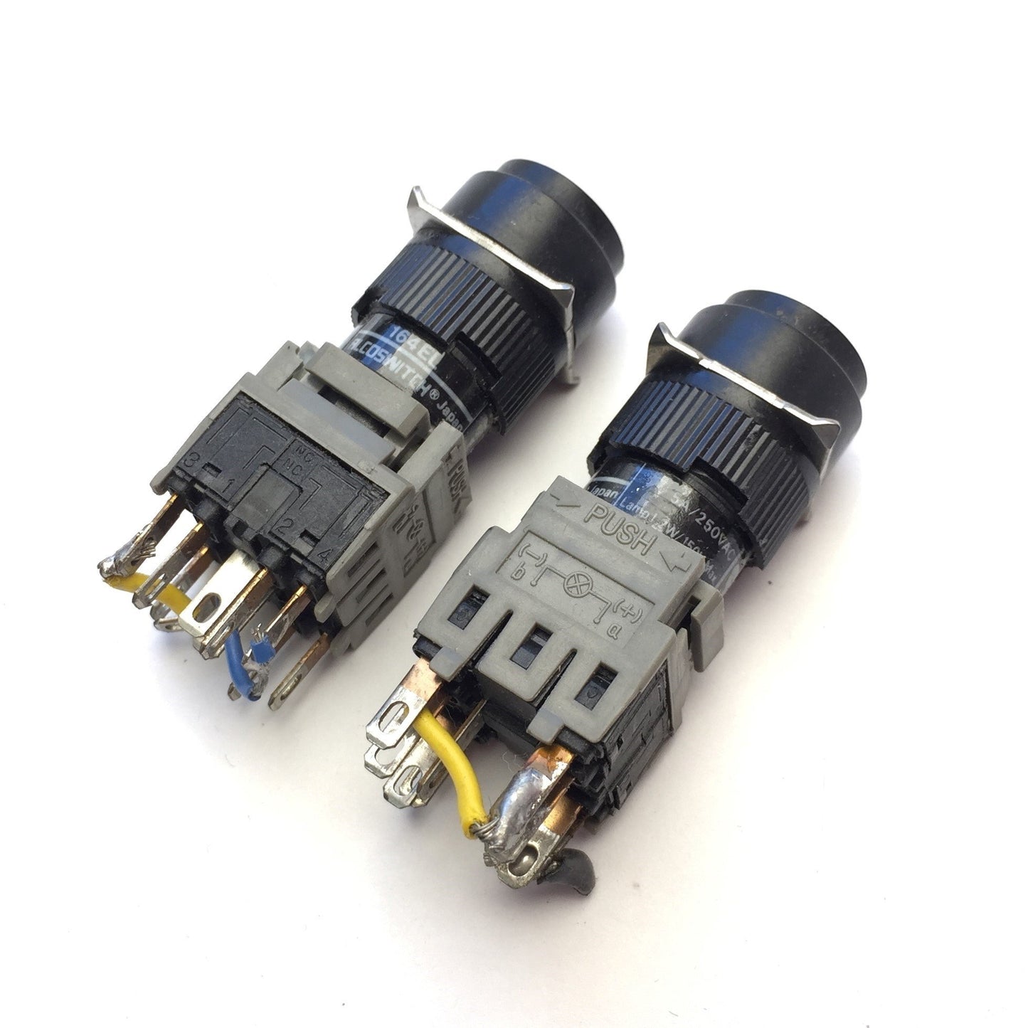 Used Lot of Alcoswitch 164TL 164EL Momentary Rectangular, Round Pushbutton 5A 250VAC