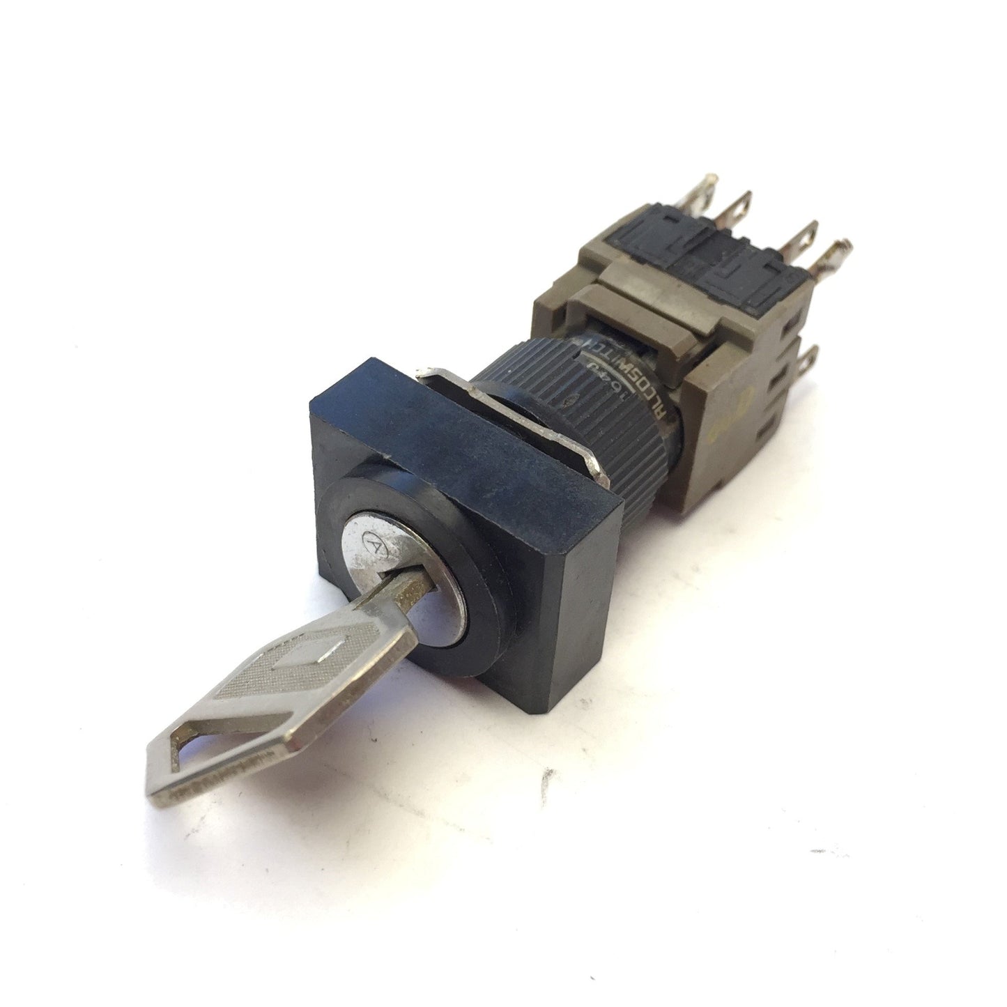 Used Alcoswitch 164J Maintained 2-Position Rotary Key Lock Selector Switch, 5A 250VAC