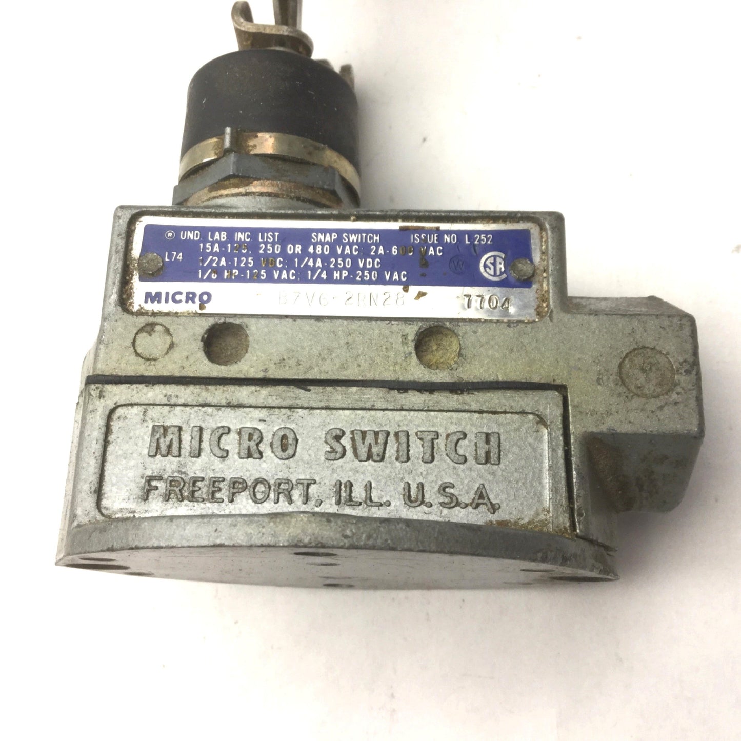 Used Micro Switch BZV6-2RN28 Medium Duty Limit Snap Switch, Top Steel Roller, 250VAC
