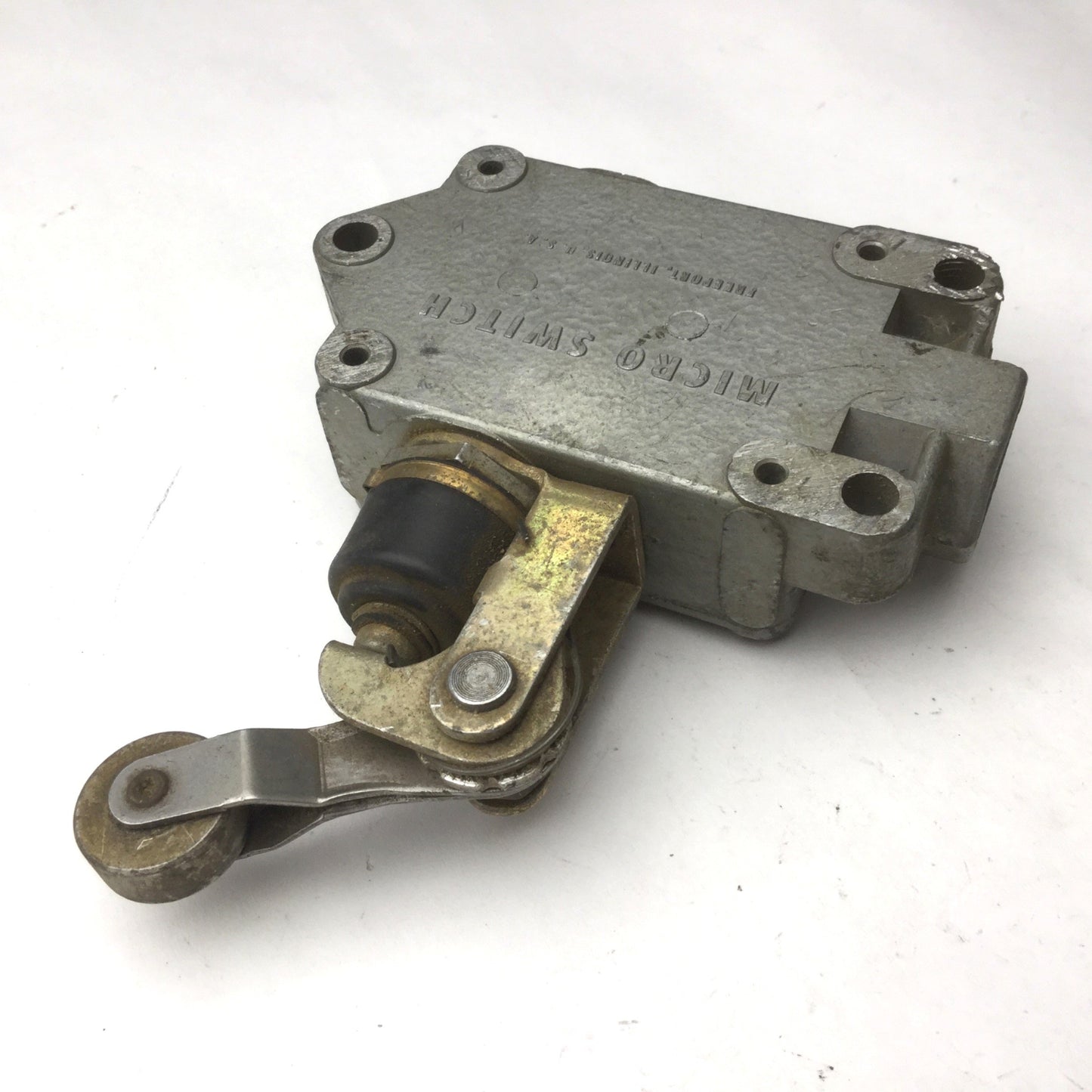 Used Micro Switch BAF1-2RN2 Adjustable Roller Limit Lever, SPDT, Side Plunger
