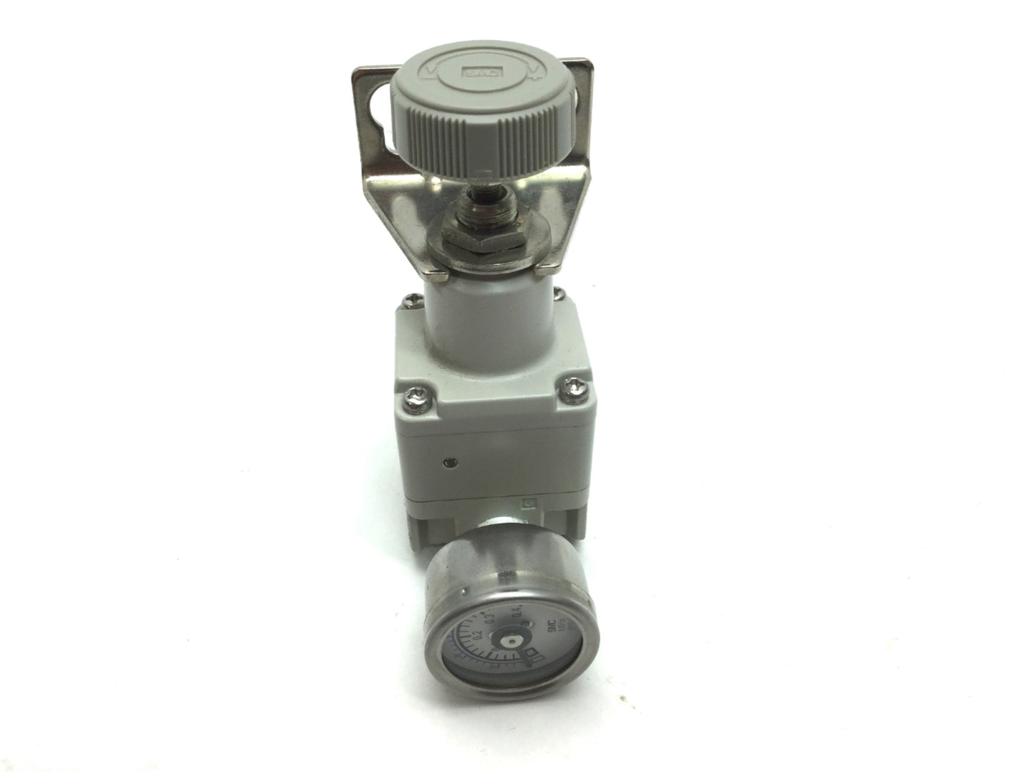 Used SMC IR1010-N01 Precision Regulator, 150psi Max Inlet, 1.4-60psi Out, 1/8" NPT