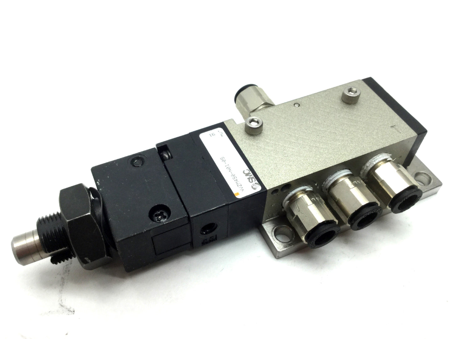 Used SMC NVZM450-N01-05 Push Button Spring Return Pneumatic Valve 2 Pos 5 Port