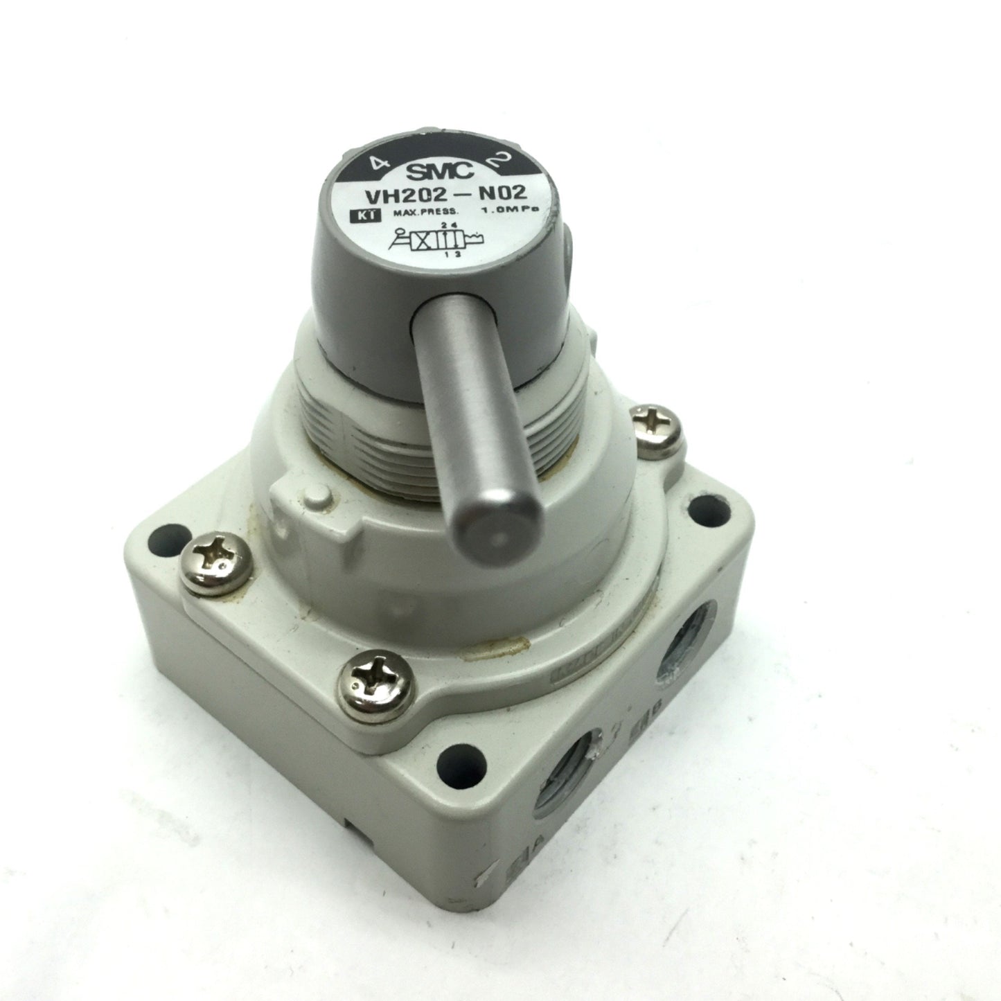 Used SMC VH202-N02 Hand Valve 1/4" NPT Max: 145 Psi, 2-Pos 4-Port *Missing Handle