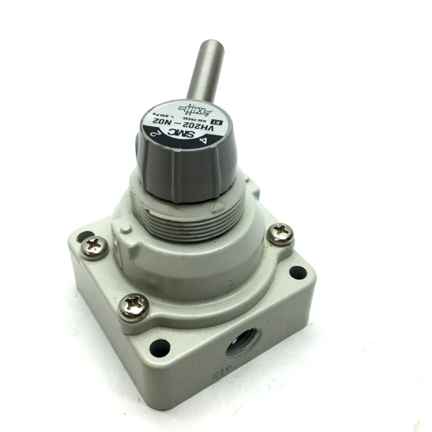 Used SMC VH202-N02 Hand Valve 1/4" NPT Max: 145 Psi, 2-Pos 4-Port *Missing Handle
