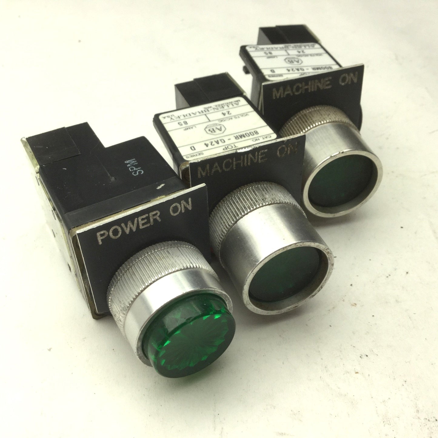 Used Lot of 3 Allen-Bradley 800MR-QA24 Illuminated Push Buttons Green 22.5mm Round