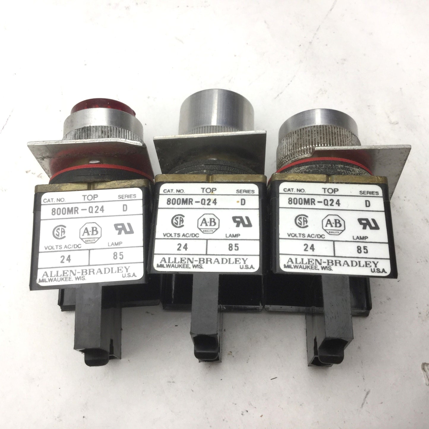 Used Lot of 3 Allen Bradley 800MR-Q24 Lighted Pilot Lights, Red, 24VAC/DC