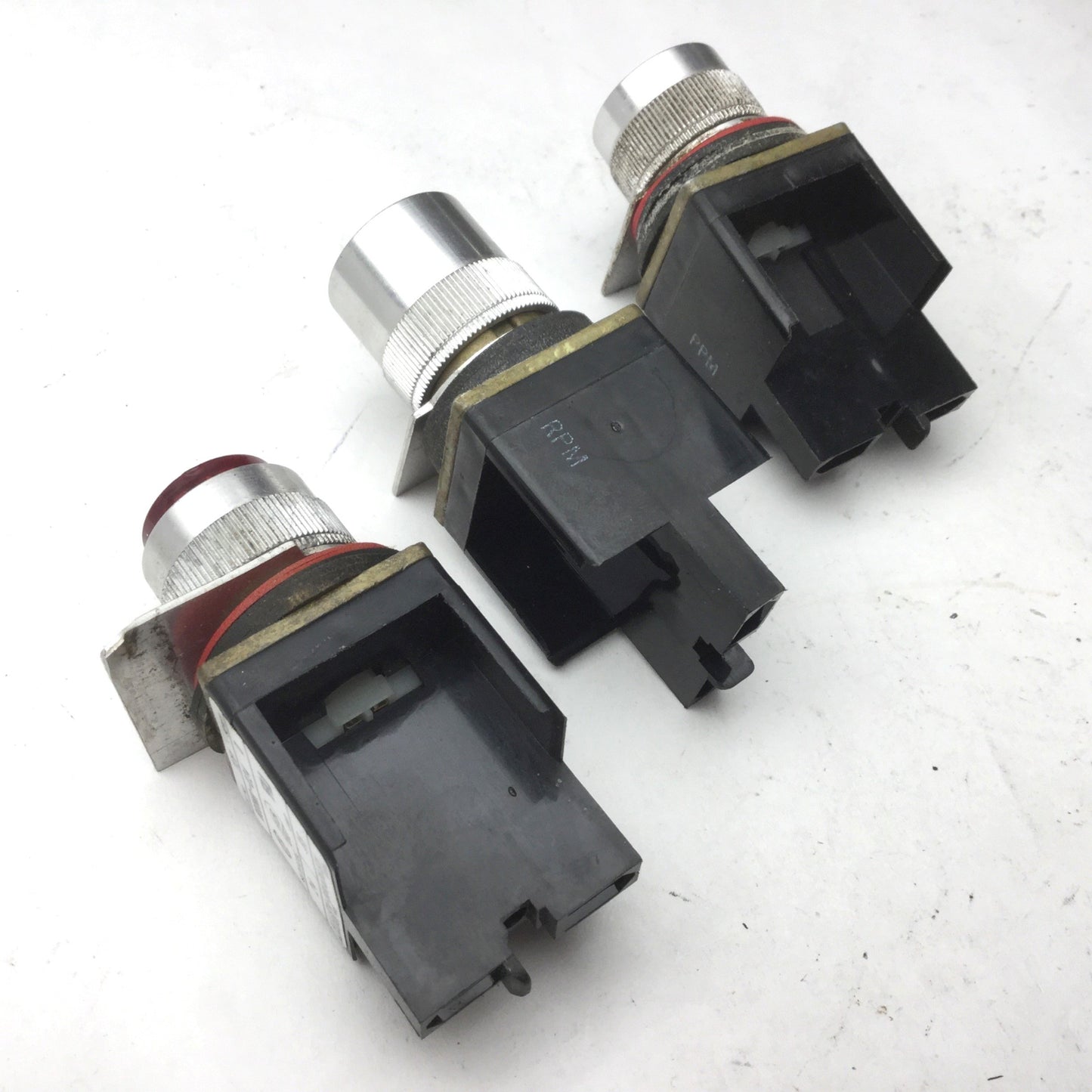 Used Lot of 3 Allen Bradley 800MR-Q24 Lighted Pilot Lights, Red, 24VAC/DC