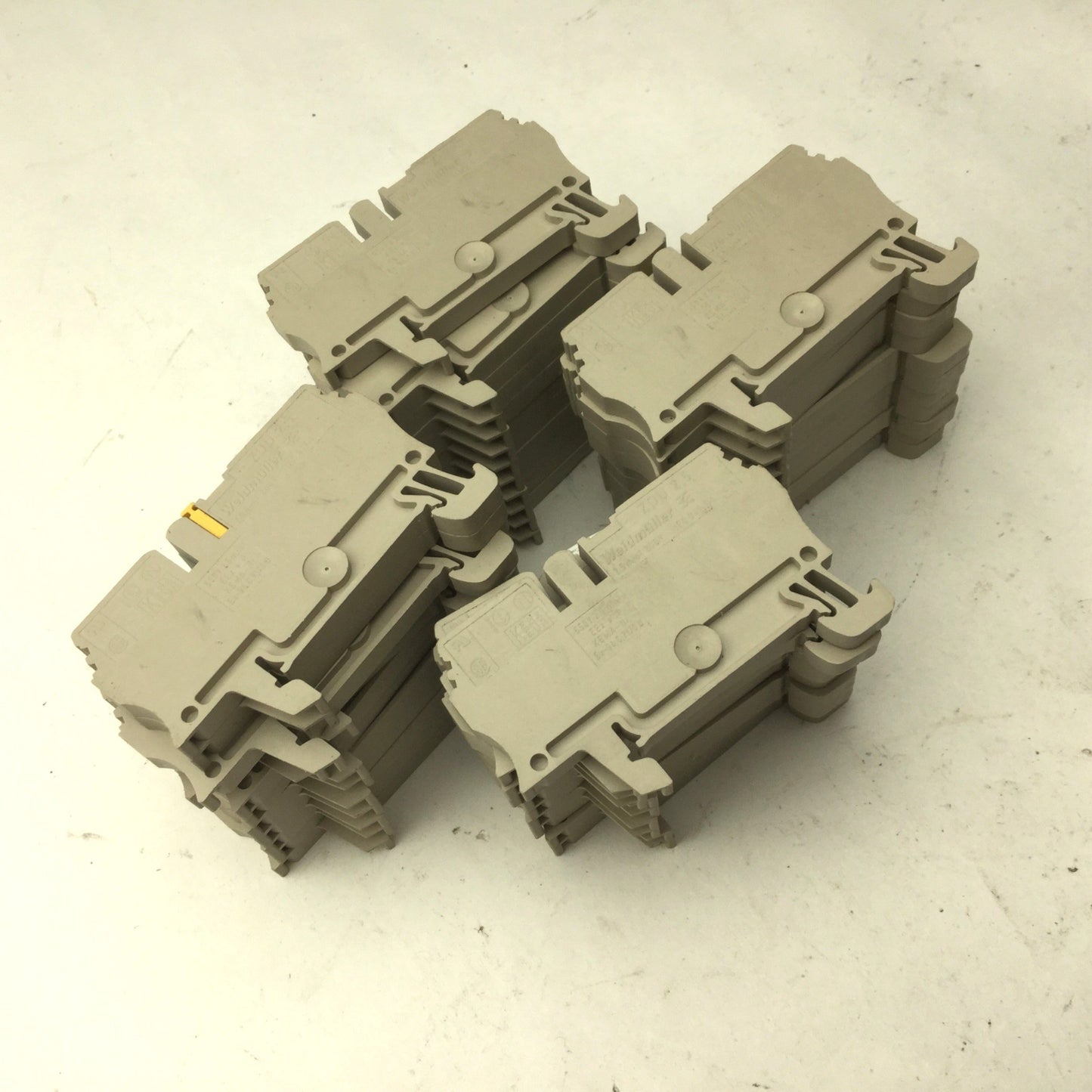 Used Lot of 44 Weidmuller ZDU 2.5 Feed-Through Spring Clamp Terminal Blocks 800V 24A