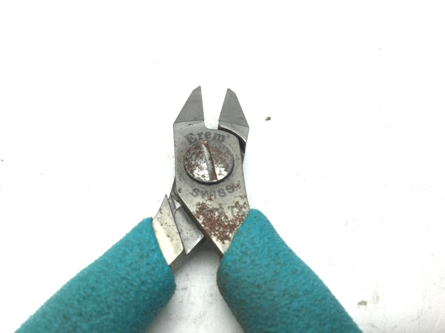 Used Erem 576TX Flush/Carbide Precision Tip Cutter Pointed Relieved Head 500 Micro