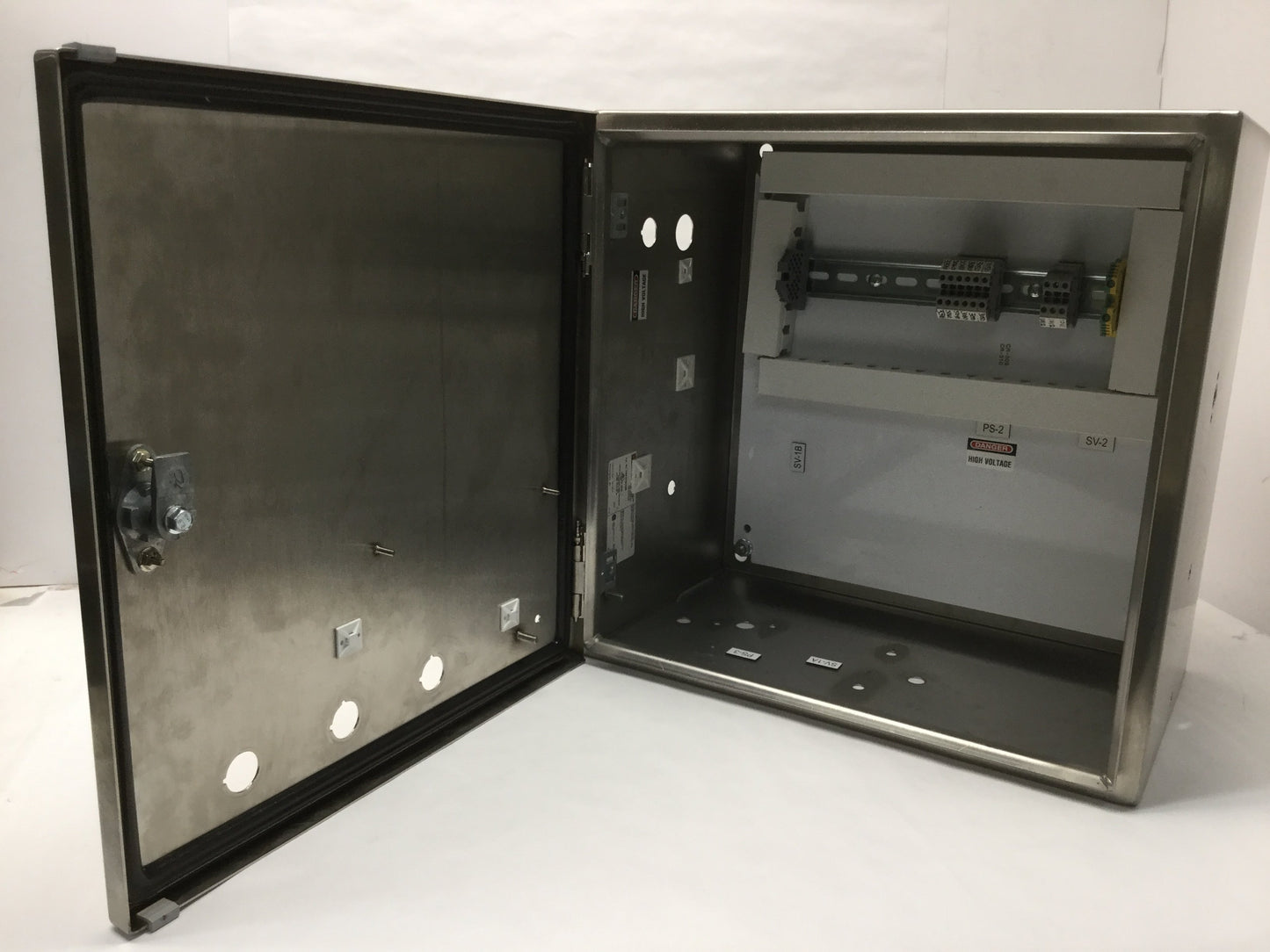 Used Hoffman CSD161610SS Electrical Enclosure Box Stainless Steel 16"x16"x10" *Holes*