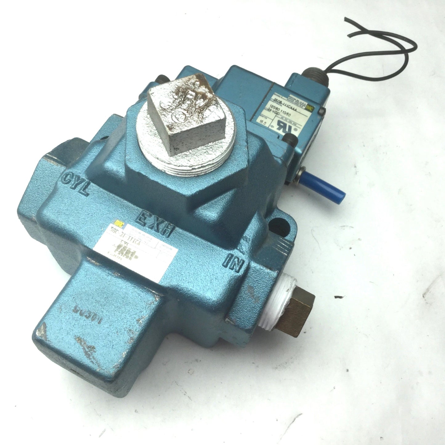 Used Mac 58C-31-111CA Valve Assembly, With 250B-111CAAA, 150 PSI Max, 3-Way Valve
