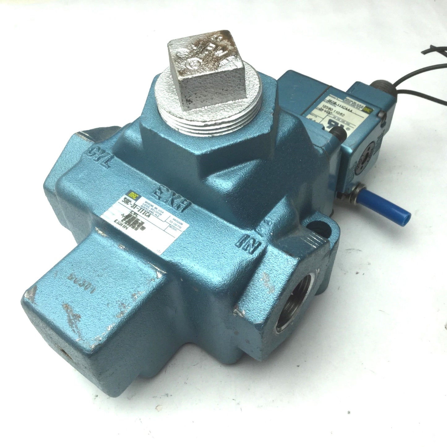 Used Mac 58C-31-111CA Valve Assembly, With 250B-111CAAA, 150 PSI Max, 3-Way Valve