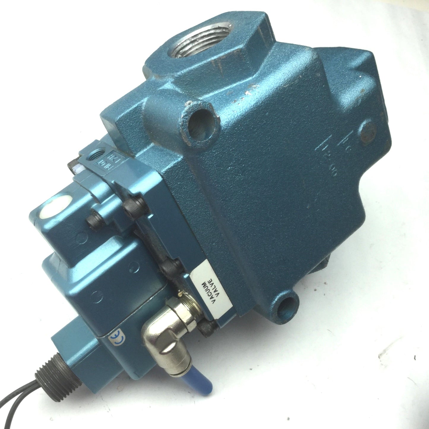 Used Mac 58C-31-111CA Valve Assembly, With 250B-111CAAA, 150 PSI Max, 3-Way Valve