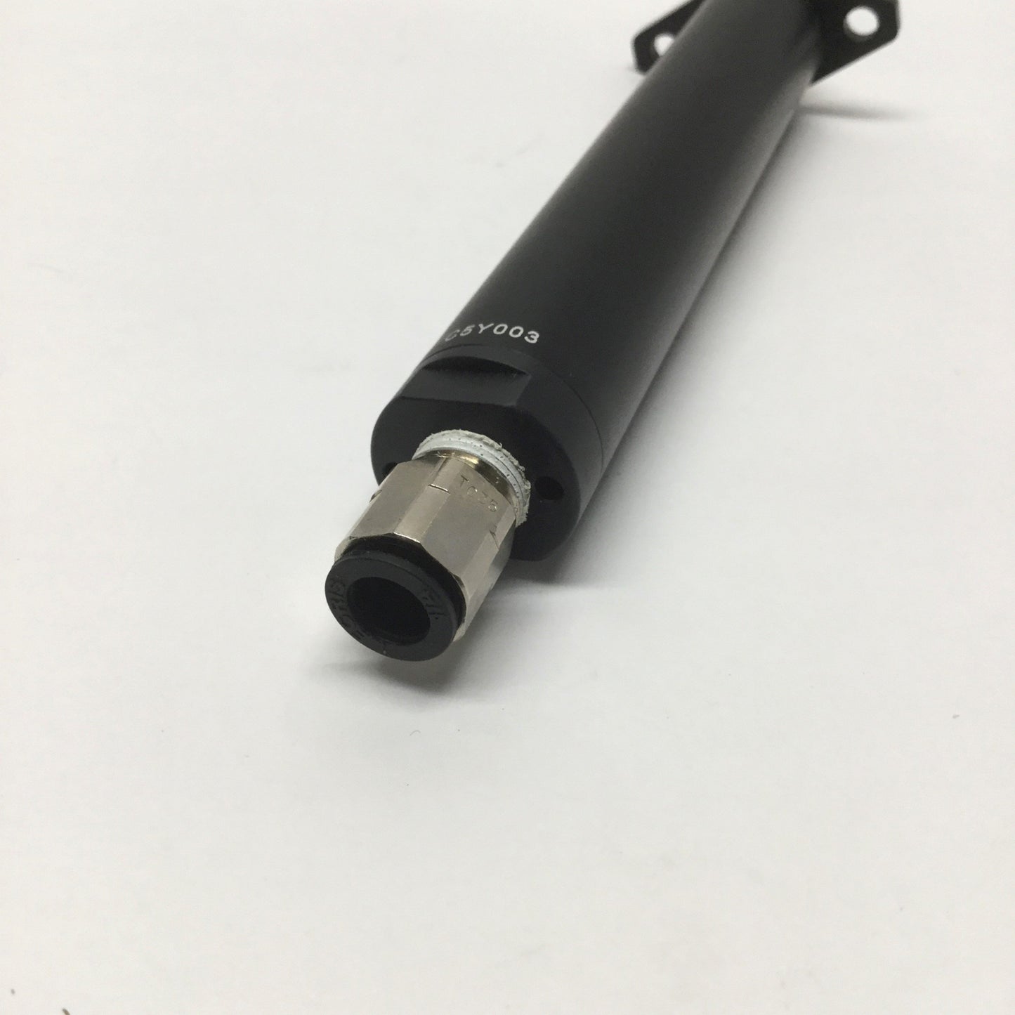Used Micro MMF-0001 Miniature Air Motor 110RPM, 1750 in-oz, Ø1/4" Shaft, 150psi