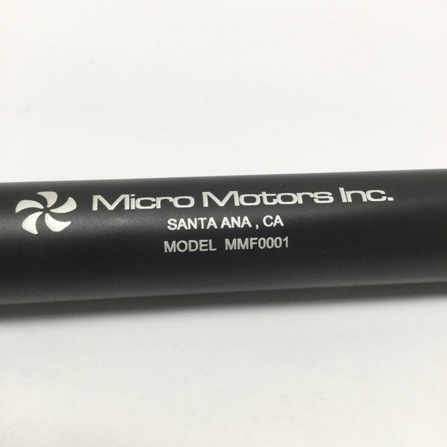 Used Micro MMF-0001 Miniature Air Motor 110RPM, 1750 in-oz, Ø1/4" Shaft, 150psi
