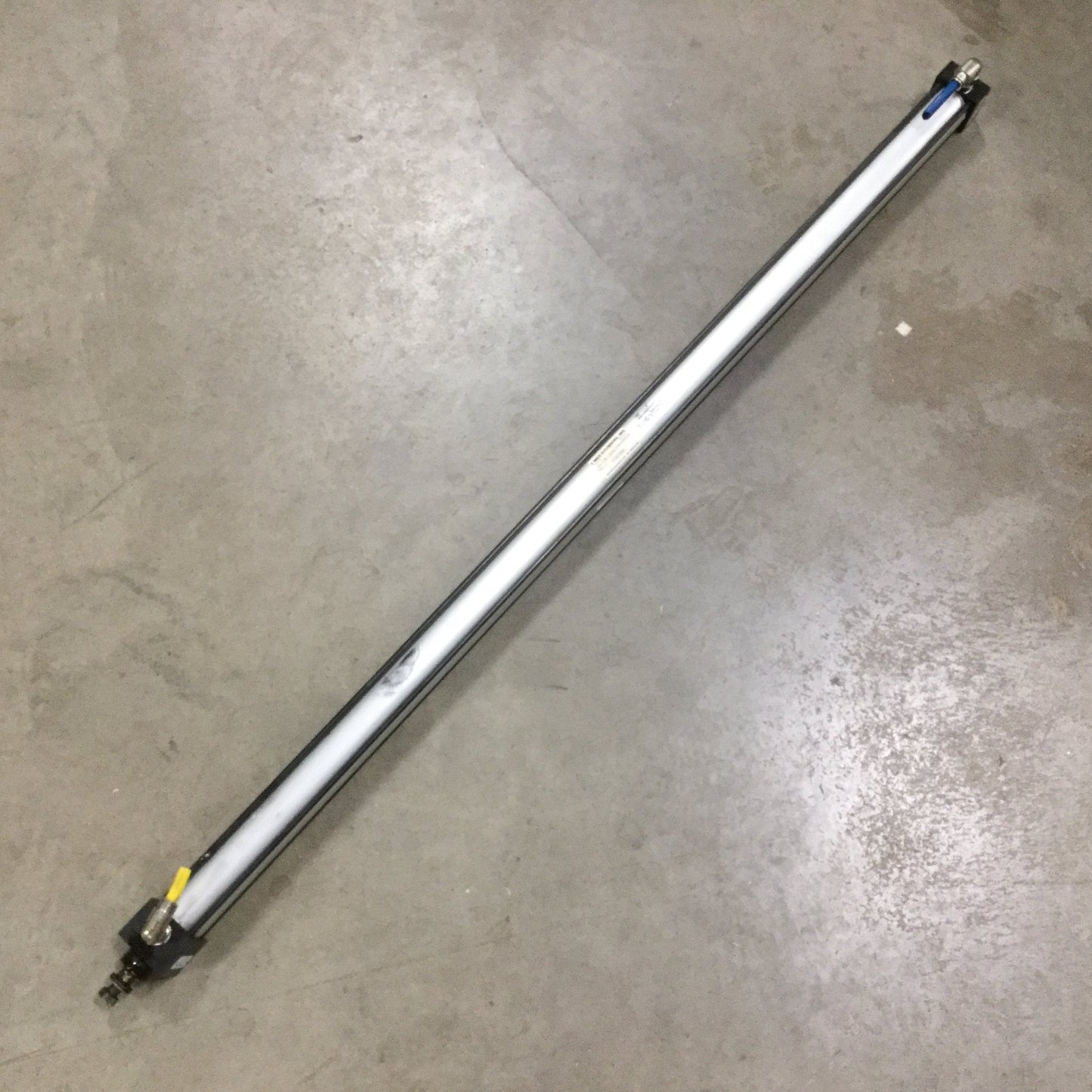 Used T-Mac S5-T1B-1.5X42.0-N-4-EE2-N Dual Acting Cylinder, 42" Stroke, 1/2" NPT