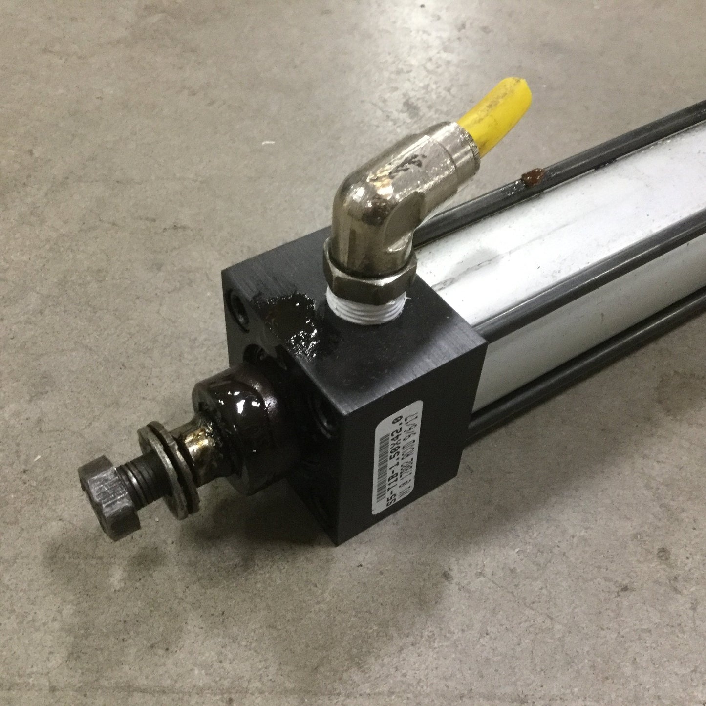Used T-Mac S5-T1B-1.5X42.0-N-4-EE2-N Dual Acting Cylinder, 42" Stroke, 1/2" NPT