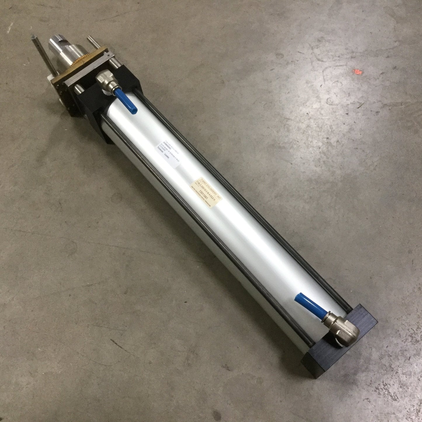 Used T-Mac T1B-3.25X18.0-N-4-EE2-N Dual Acting Cylinder, 18" Stroke, 3.25" Bore