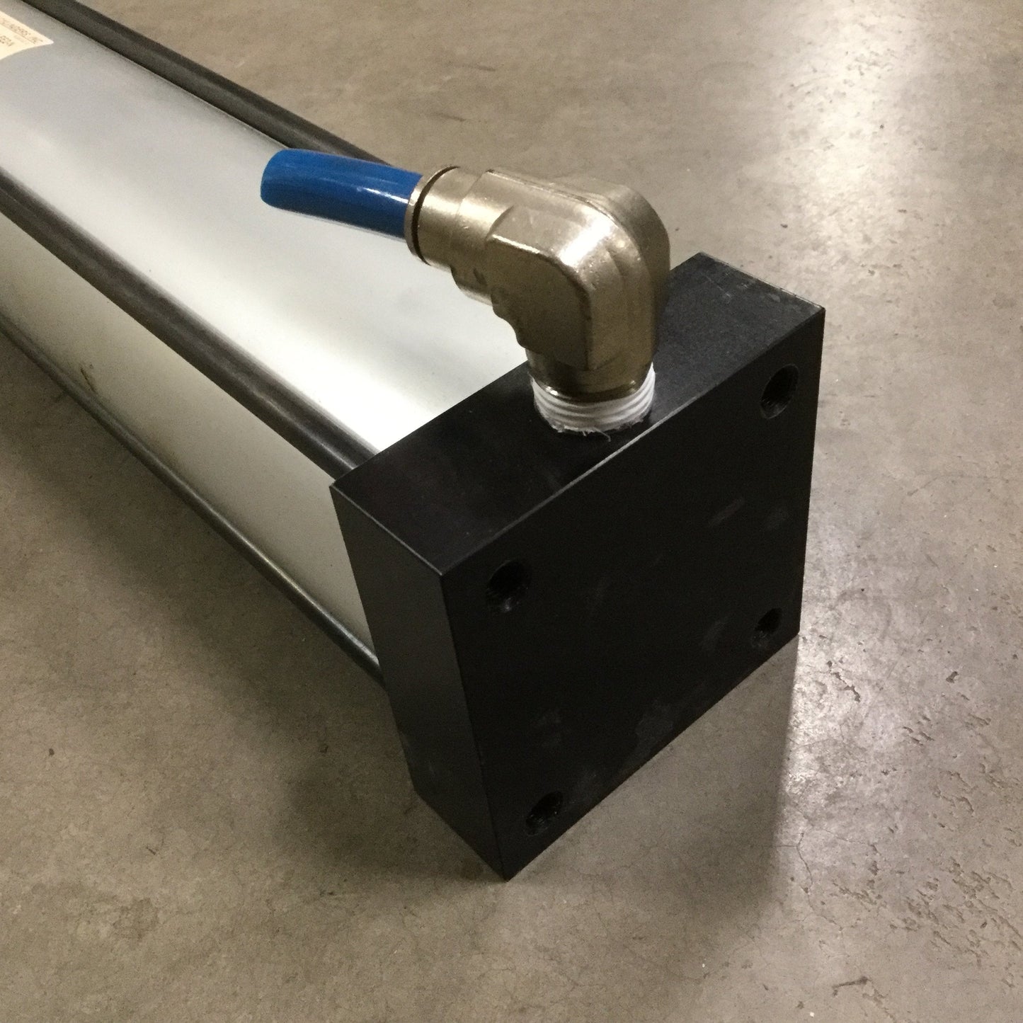 Used T-Mac T1B-3.25X18.0-N-4-EE2-N Dual Acting Cylinder, 18" Stroke, 3.25" Bore